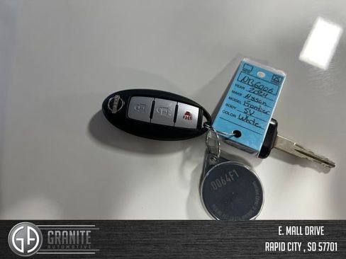 Used 2024 Nissan Frontier SV AWD/4WD image 28
