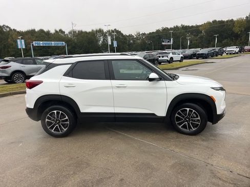 New 2026 Chevrolet TrailBlazer LT w/ Convenience Package image 8