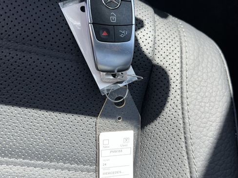 Certified 2024 Mercedes-Benz GLS 450 4MATIC image 38
