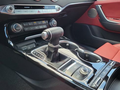 Used 2023 Kia Stinger GT-Line w/ Sun & Sound Package RWD image 27