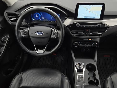 Used 2021 Ford Escape Titanium AWD/4WD image 22