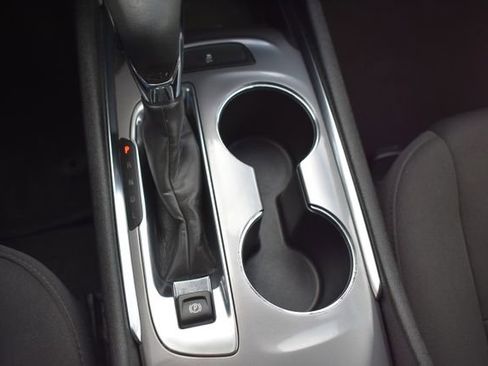 Used 2023 Chevrolet Malibu LT image 28