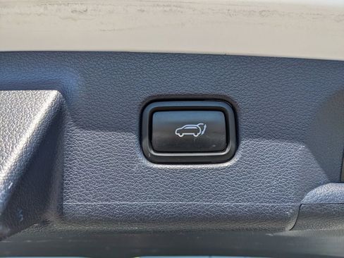 Used 2022 Hyundai Palisade Limited image 49