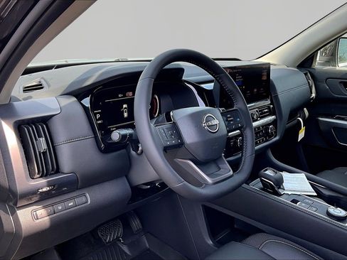 New 2026 Nissan Pathfinder SL AWD/4WD image 23