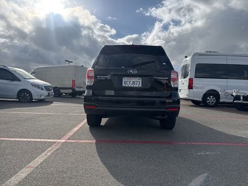 Used 2018 Subaru Forester 2.5i Premium AWD/4WD image 6