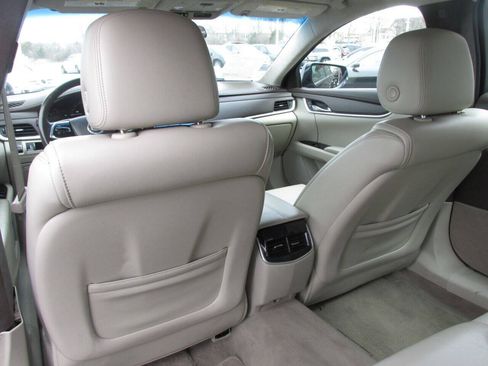 Used 2015 Cadillac XTS Limousine FWD image 13