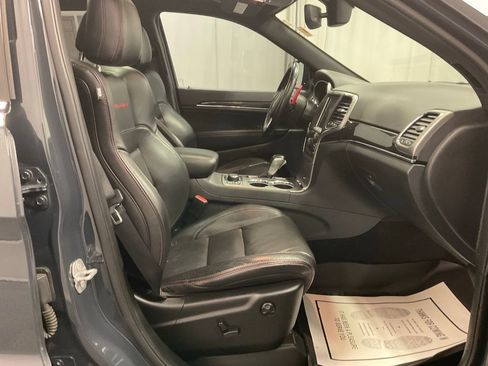 Used 2018 Jeep Grand Cherokee Trailhawk w/ Trailhawk Luxury Group AWD/4WD image 33