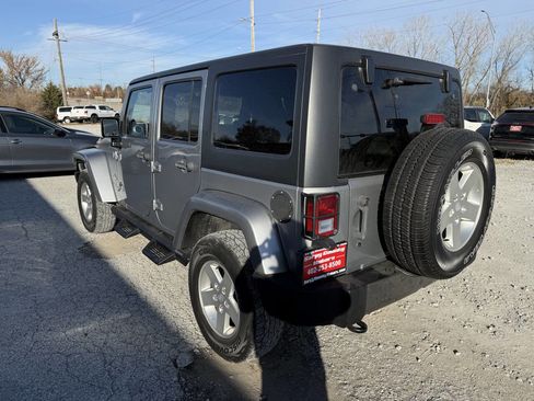Used 2014 Jeep Wrangler Unlimited Sport image 5