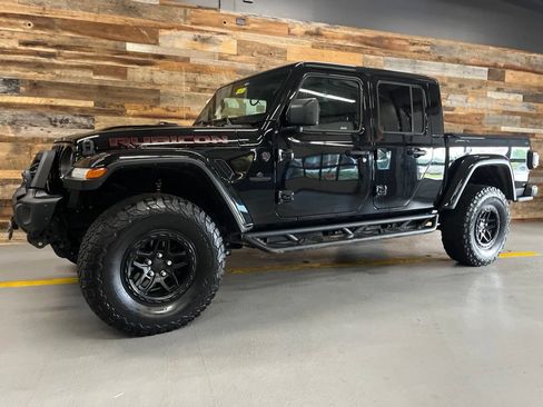 Used 2021 Jeep Gladiator Rubicon w/ Dual Top Group AWD/4WD image 21