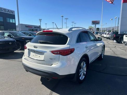 Used 2016 INFINITI QX70 AWD w/ Premium Package image 11