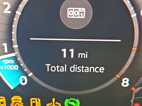 New 2026 Volkswagen Tiguan SE R-Line image 16