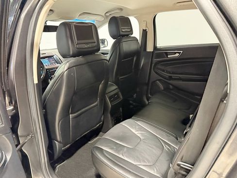 Used 2016 Ford Edge Titanium w/ Technology Package image 22
