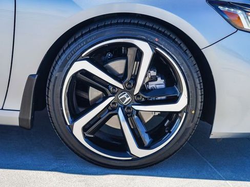 Used 2022 Honda Accord Sport image 12