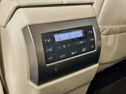 Used 2023 Lexus GX 460 Premium AWD/4WD image 26