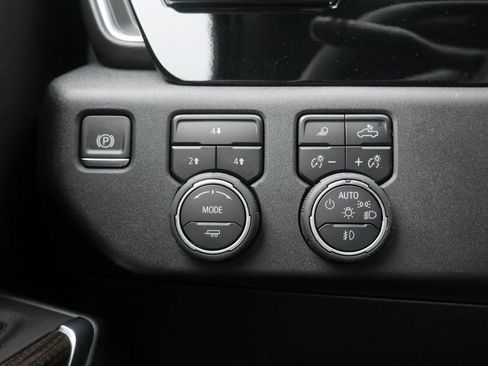 New 2025 Chevrolet Silverado 3500 LT w/ Convenience Package image 20