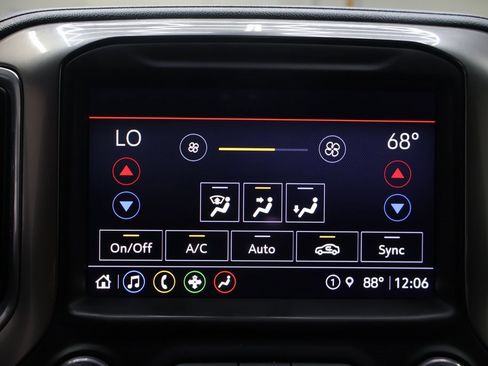 Used 2022 Chevrolet Silverado 3500 LT w/ Convenience Package image 24