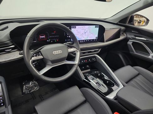 Used 2025 Audi Q5 Prestige AWD/4WD image 14