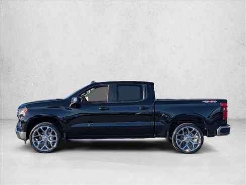 Certified 2023 Chevrolet Silverado 1500 LT w/ LPO, Dark Essentials Package image 9