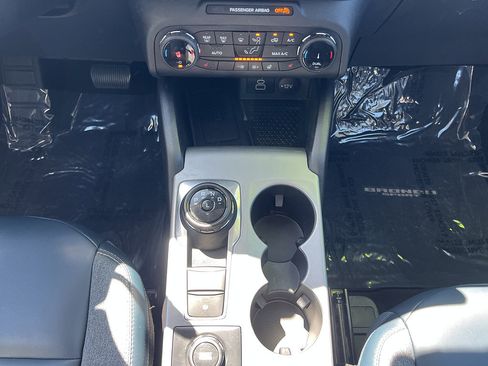 Certified 2024 Ford Bronco Sport Outer Banks w/ Tech Package AWD/4WD image 20