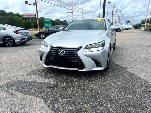 Used 2016 Lexus GS 200t image 8