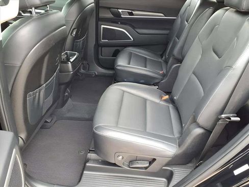 Used 2022 Kia Telluride S image 15