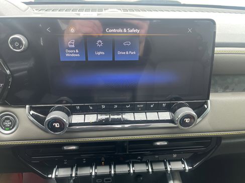 Used 2023 Chevrolet Colorado ZR2 w/ ZR2 Convenience Package III image 28