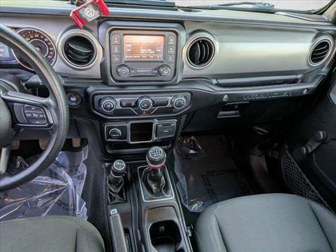 Used 2020 Jeep Wrangler Sport image 17