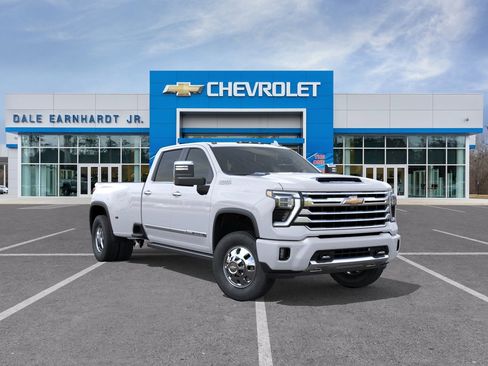 New 2026 Chevrolet Silverado 3500 High Country w/ High Country Premium Package AWD/4WD image 2