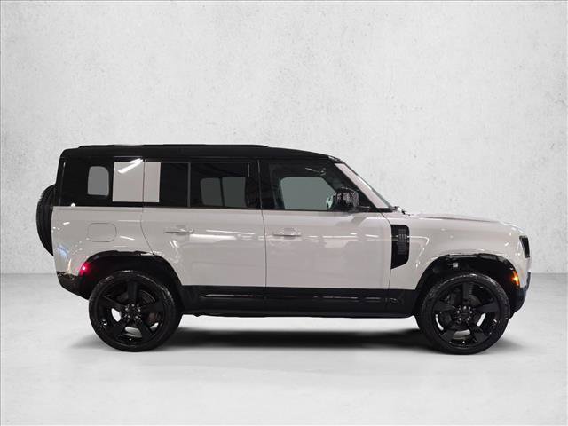 New 2026 Land Rover Defender 110 X-Dynamic SE AWD/4WD image 4