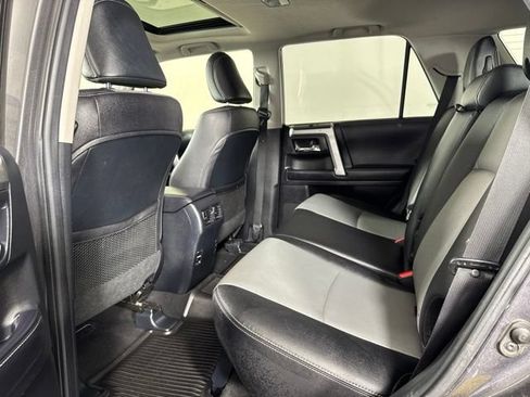 Used 2018 Toyota 4Runner SR5 Premium AWD/4WD image 12