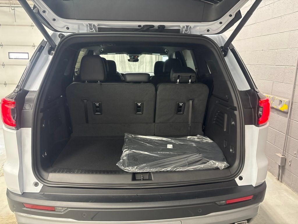 New 2027 GMC Acadia Elevation w/ Elevation Premium Package FWD image 22