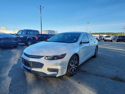 Used 2016 Chevrolet Malibu LT FWD image 1