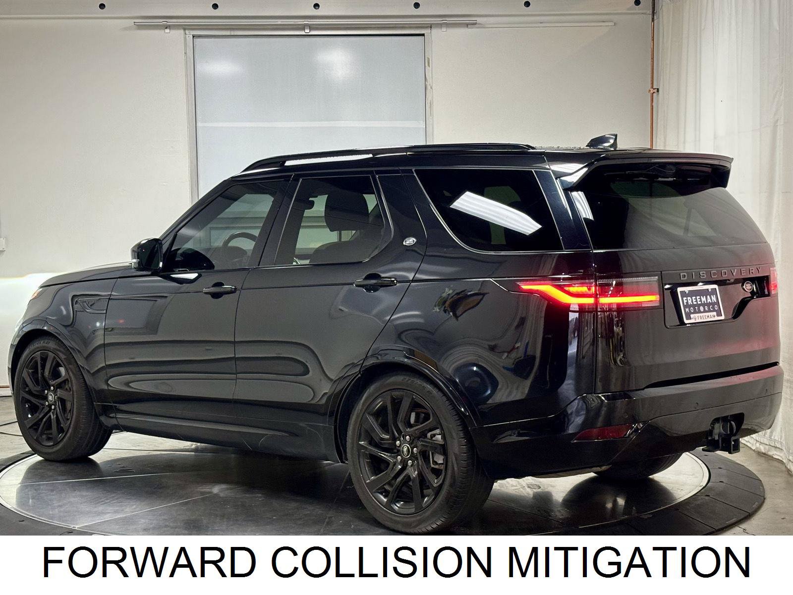 Used 2023 Land Rover Discovery S R-Dynamic AWD/4WD image 7