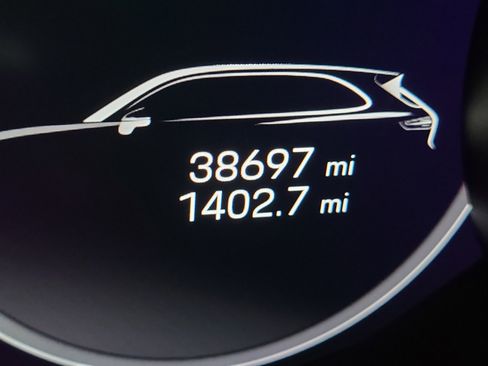 Used 2022 Porsche Cayenne Turbo S image 16