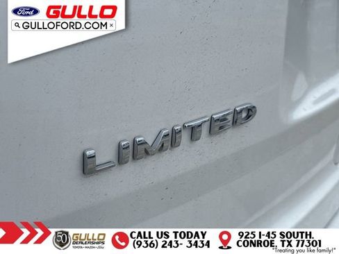 Used 2015 Ford Explorer Limited w/ Equipment Group 302A FWD image 31