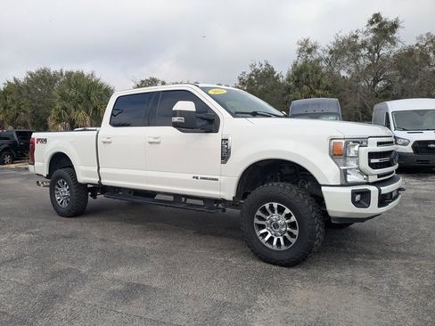 Used 2022 Ford F350 Lariat image 3