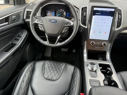 Certified 2024 Ford Edge Titanium AWD/4WD image 9