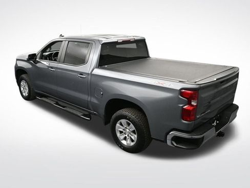 Used 2021 Chevrolet Silverado 1500 LT w/ Bed Protection Package image 16