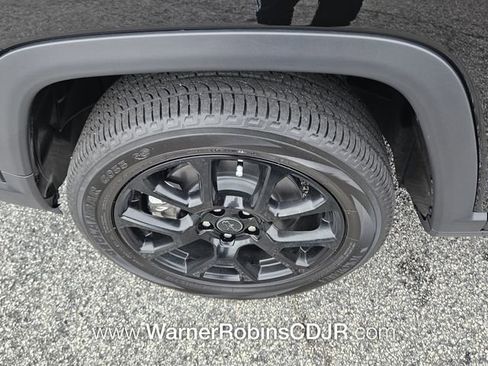 New 2026 Jeep Compass Latitude image 16