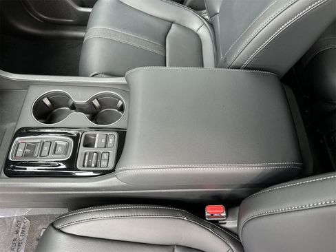 New 2025 Honda Pilot EX-L image 16