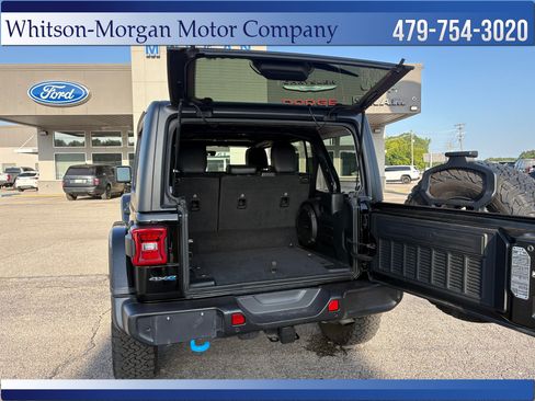 Used 2022 Jeep Wrangler Unlimited Rubicon 4xe w/ Cold Weather Group AWD/4WD image 32