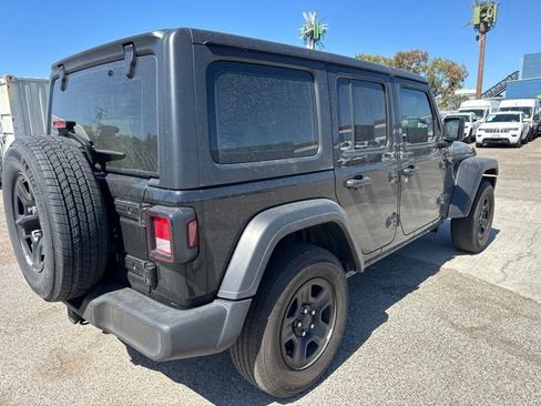 Used 2022 Jeep Wrangler Unlimited Sport AWD/4WD image 5