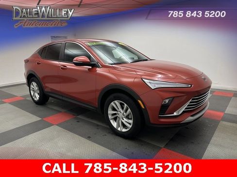 Used 2024 Buick Envista Preferred w/ Convenience I Package image 1