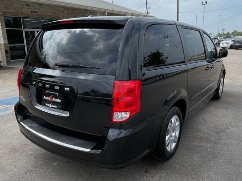 Used 2013 Dodge Grand Caravan SE FWD image 4