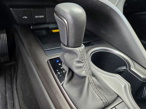 Used 2023 Toyota Camry XSE w/ Cold Weather Package FWD image 18