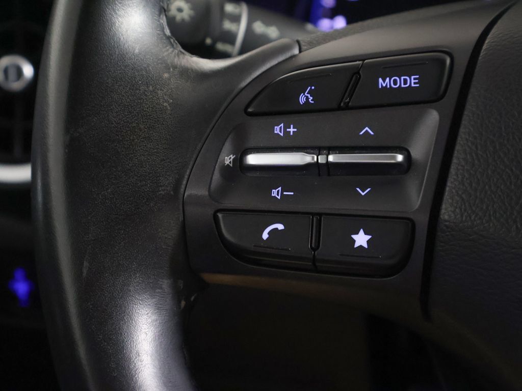 Certified 2023 Hyundai Kona SEL w/ Convenience Package AWD/4WD image 38