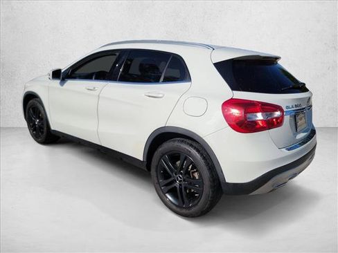 Used 2017 Mercedes-Benz GLA 250 image 7