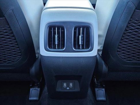 Used 2024 Hyundai Tucson Limited image 18