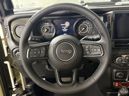 New 2026 Jeep Gladiator Willys image 13