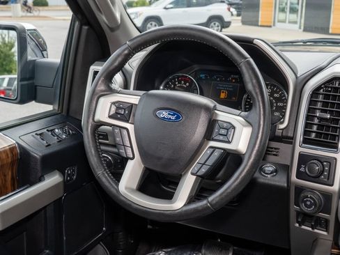 Used 2018 Ford F150 Lariat w/ Equipment Group 502A Luxury AWD/4WD image 18